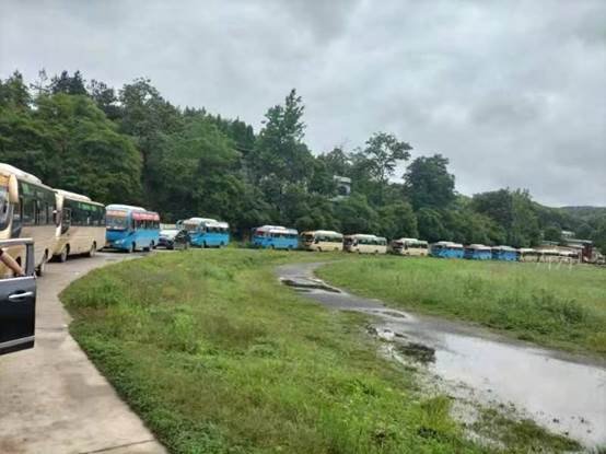 考出水平，考出風(fēng)格