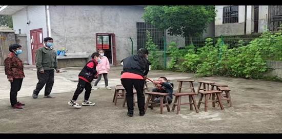 新寧縣高橋鎮(zhèn)司機(jī)小學(xué)召開(kāi)防溺水家長(zhǎng)會(huì)