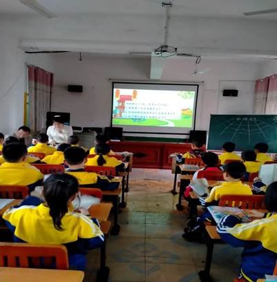 邵陽縣白倉中間完小2022年校本研修研討課運動