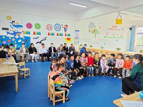 城鄉(xiāng)互促共成長，攜手幫扶促連合