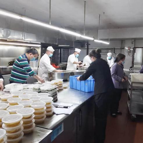 寶慶山莊以感激之情做好援邵住地醫(yī)療隊細節(jié)服務(wù)工作