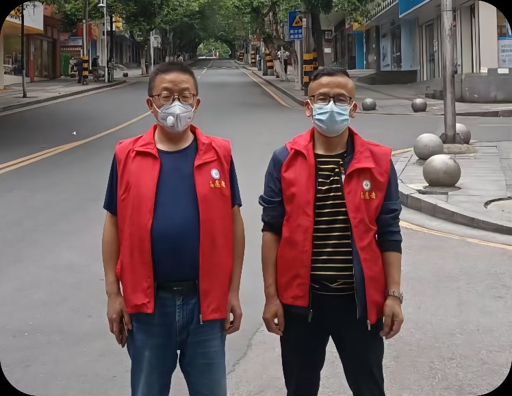 大樣一中師者強(qiáng)擔(dān)當(dāng)，戰(zhàn)“疫”顯芳華——大祥一中教師自愿者積極投身抗疫一線