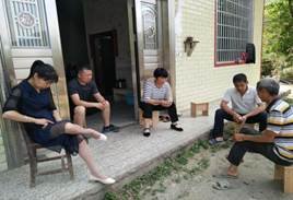 記新寧縣教育局駐黃龍鎮(zhèn)粗石村扶貧工作隊(duì)