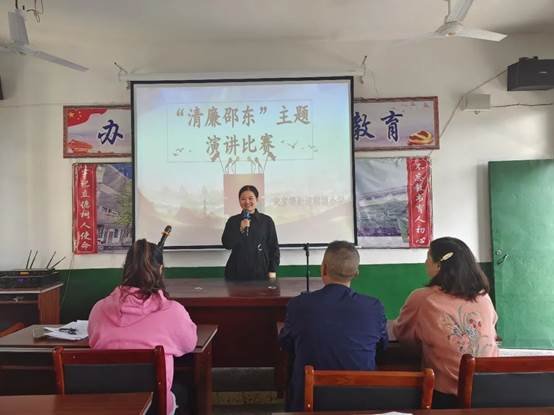 湖塘小學(xué)一邵東市湖塘小學(xué)開展“清廉邵東”主題演講運動