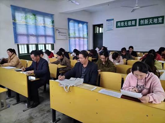 立高尚師德，樹時代新風