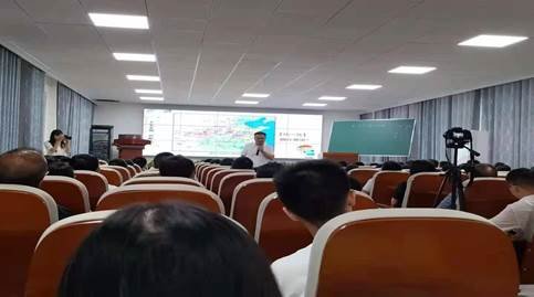 邵陽縣初中歷史主干教師工作坊開展第二次線下研修運(yùn)動(dòng)