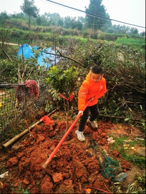 雷鋒精神促我成長——長陽鋪鎮(zhèn)中間完小開展3月學(xué)雷鋒運(yùn)動