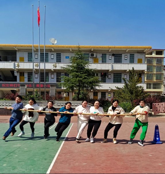 情暖三月 魅力在線——邵陽(yáng)縣白倉(cāng)鎮(zhèn)中間完小不俗三八女神節(jié)