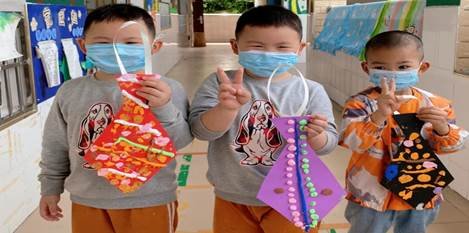 新寧縣清江橋鄉(xiāng)中間幼兒園開展“父親節(jié)”系列教育運動