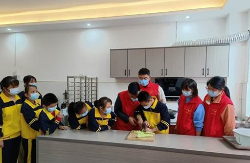 邵陽縣特別教育黌舍開展“與心靈相約，與健康偕行”生理健康教育主題運動