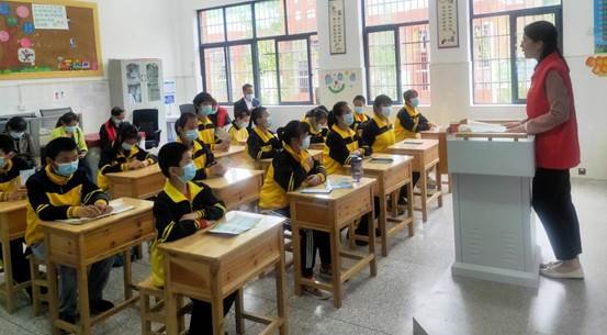 邵陽縣特別教育黌舍開展“與心靈相約，與健康偕行”生理健康教育主題運動