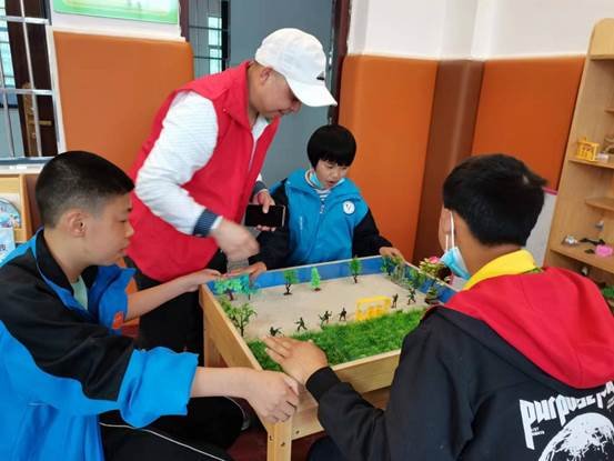 邵陽縣特別教育黌舍開展“與心靈相約，與健康偕行”生理健康教育主題運動