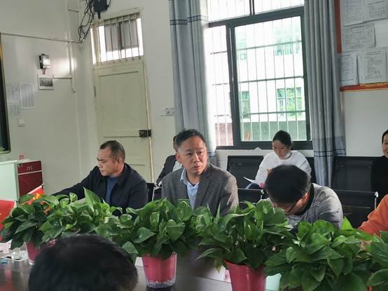 洞口縣管竹中學(xué)召開2022年上期卒業(yè)學(xué)考研討會