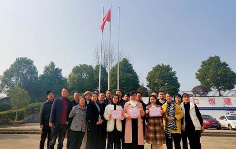 校際交流促發(fā)展，共同提高共提拔