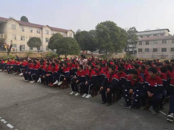 落實(shí)“雙減”強(qiáng)體質(zhì)，陽光體操展風(fēng)采——茶鋪中學(xué)舉行校園廣播體操比賽運(yùn)動(dòng)