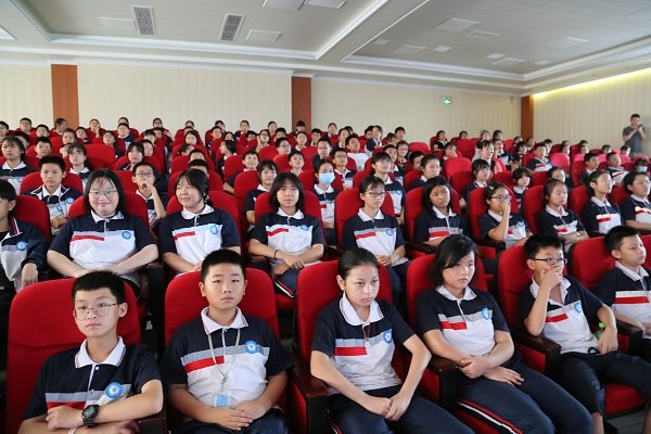 洞口思源實驗黌舍積極開展“2021全民國防教育日”主題宣傳運動