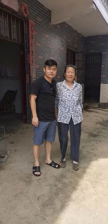 洞口縣管竹中學(xué)圓滿完成暑期安全工作家訪