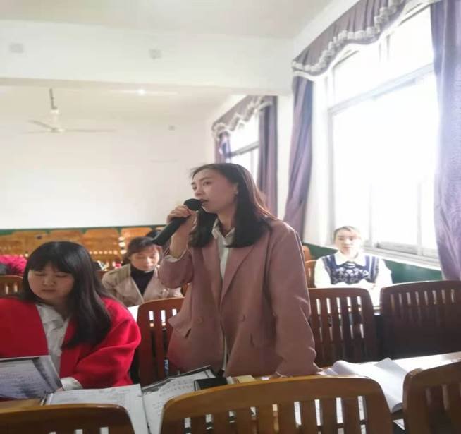 校本研修濃學風 思想碰撞促提拔