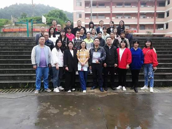 校本研修濃學風 思想碰撞促提拔