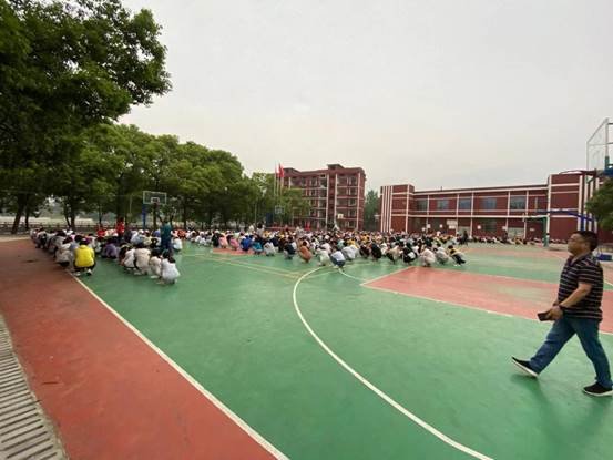 金稱市鎮(zhèn)中學開展一年一度的