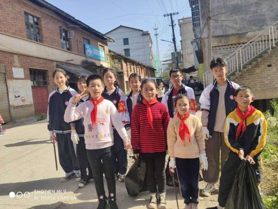 校際聯(lián)誼搭平臺，師生共同窗雷鋒