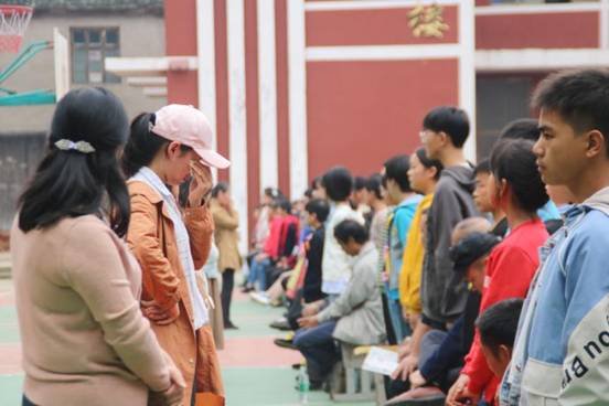 “不要讓愛(ài)你的人失望”