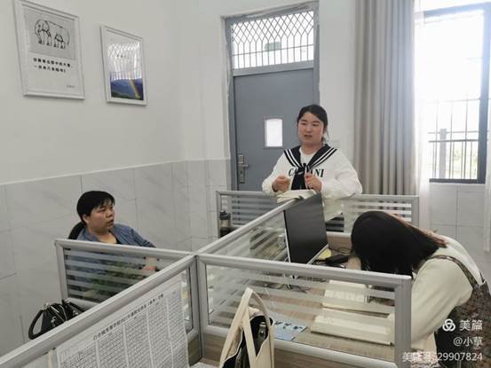 深挖課程標(biāo)準(zhǔn) 把握中考趨勢(shì)———白倉鎮(zhèn)芙蓉黌舍英語學(xué)科組教學(xué)研討運(yùn)動(dòng)