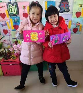 新寧縣清江橋鄉(xiāng)中間幼兒園開展趣味手工制作運動