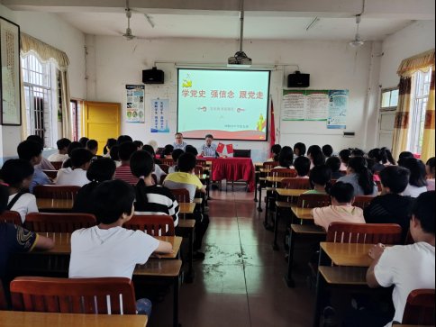 黨史故事進(jìn)課堂