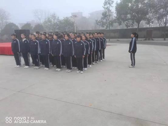 落實“雙減”強體質(zhì)，陽光體操展風采