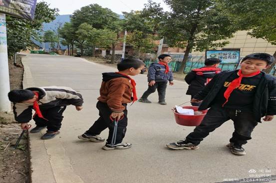 2022年河伯鄉(xiāng)源頭小學“學習雷鋒”運動總 結