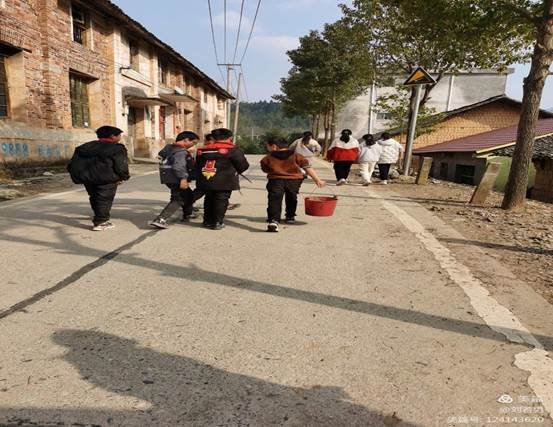 2022年河伯鄉(xiāng)源頭小學“學習雷鋒”運動總 結