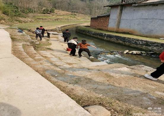 2022年河伯鄉(xiāng)源頭小學“學習雷鋒”運動總 結