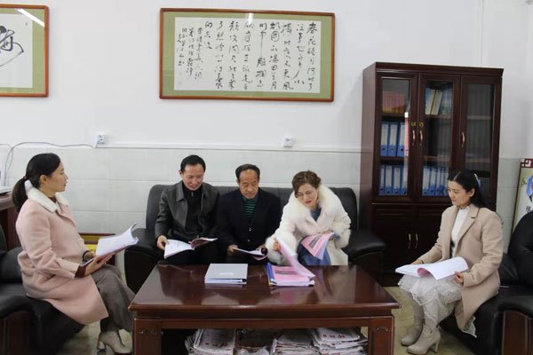 專家引領(lǐng)科研 課題層層推進