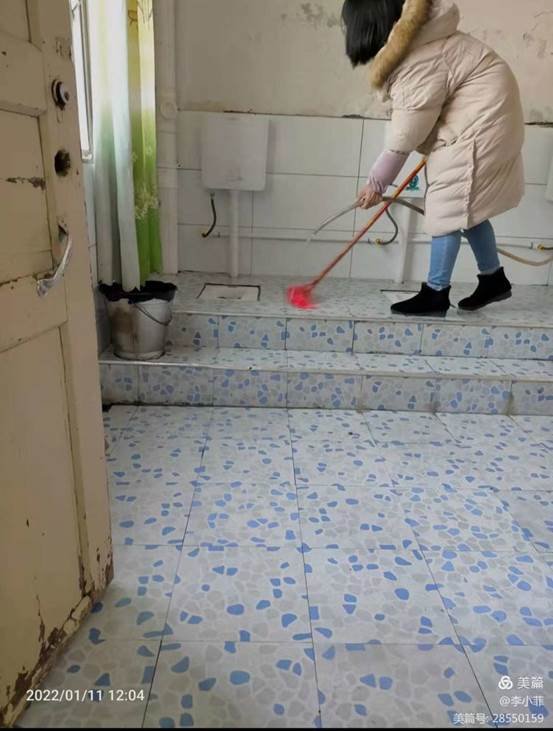 “綻放自我，不負(fù)成長”——河伯鄉(xiāng)中心幼兒園期末考核活動。