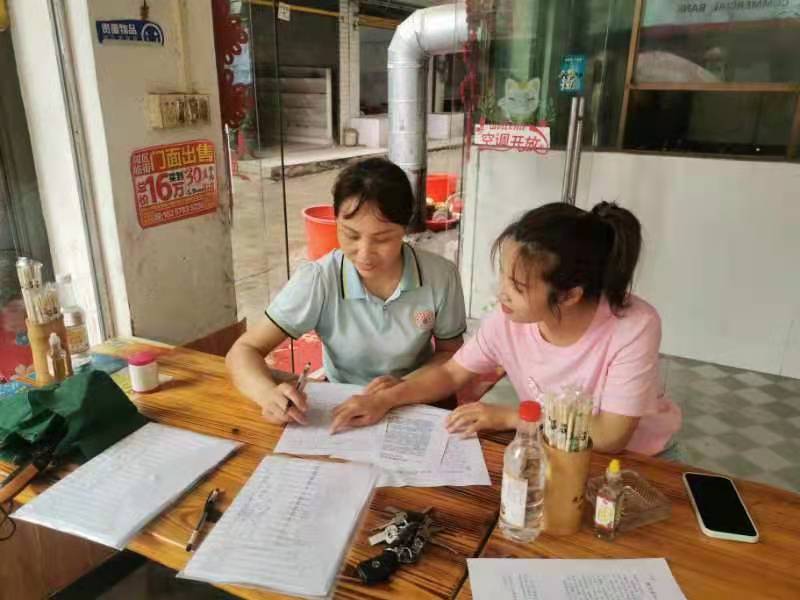 金稱市鎮(zhèn)中心完小暑期“防溺水”家訪活動