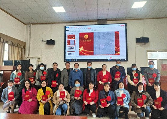 塘渡口中學(xué)2022年上學(xué)期家長(zhǎng)學(xué)校開課