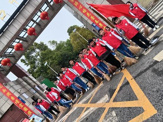 塘渡口中學(xué)開展志愿者服務(wù)活動(dòng) ——-共創(chuàng)文明城市、共建文明校園