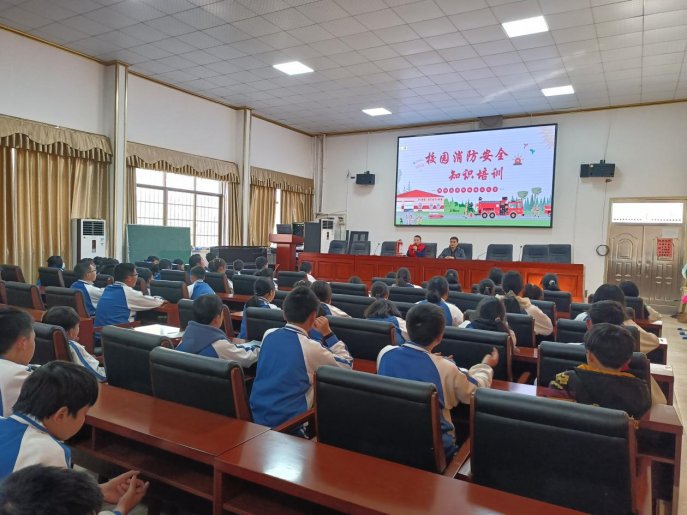 塘渡口中學開展校園消防安全知識培訓