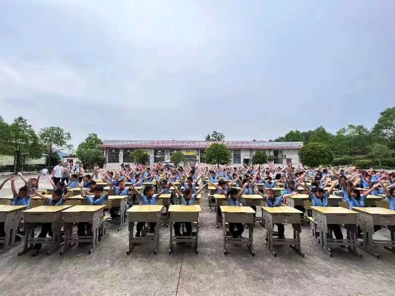 “桌”爾不凡慶六一