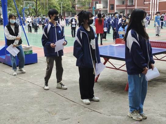 筑牢校園疫情防控堡壘——金稱市鎮(zhèn)中學(xué)開展第二次師生全員核酸檢測