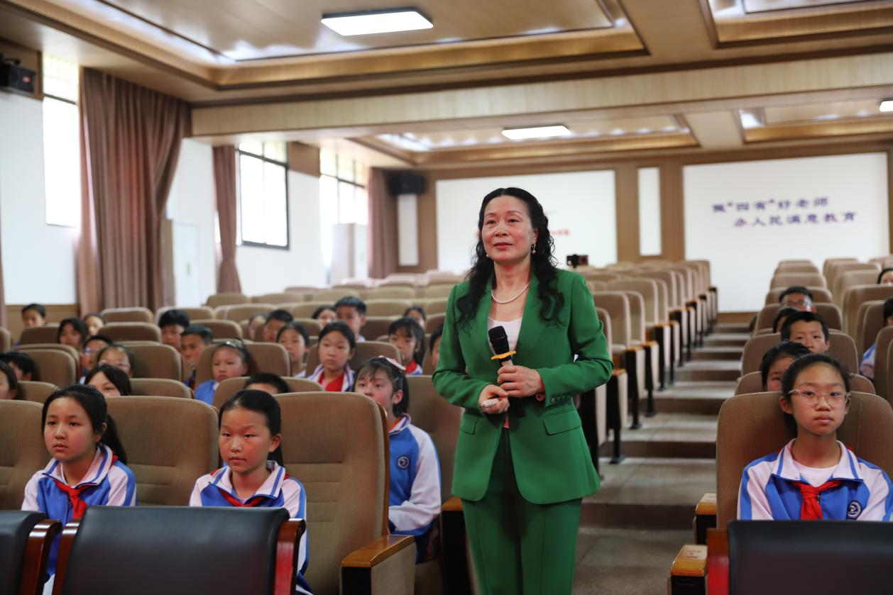 城區(qū)二小魅力隊(duì)校開課：好習(xí)慣助力成長