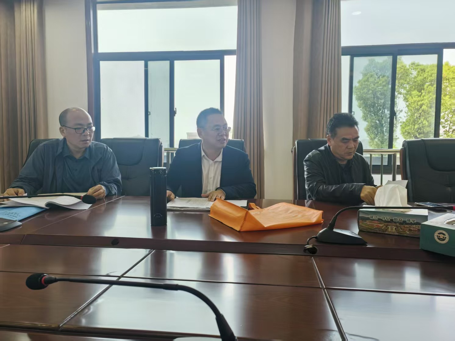 認真核實  精準填報