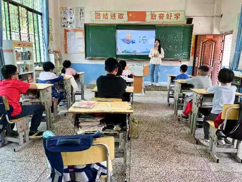 下花橋鎮(zhèn)五里學(xué)校開(kāi)展春季防溺水主題教育