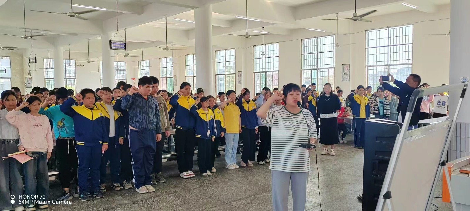 警鐘長鳴抓安全，家校攜手育未來