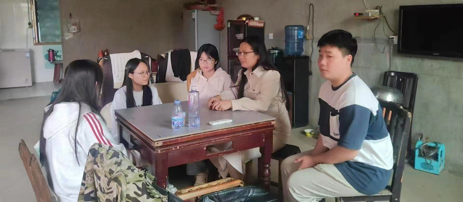 家校社聯(lián)動(dòng)，共筑學(xué)生安全屏障