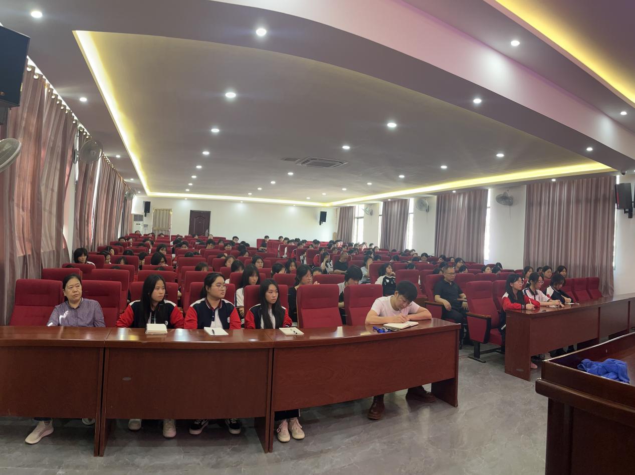 燃情六月，決勝高考