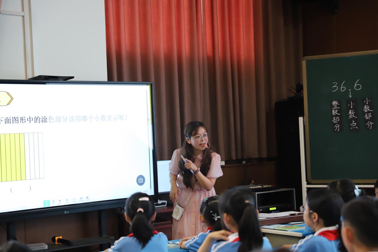 邵東市城區(qū)二小主題式校本研修“壹課堂”推廣展示活動 暨“青藍學院” 團隊競賽活動圓滿落幕