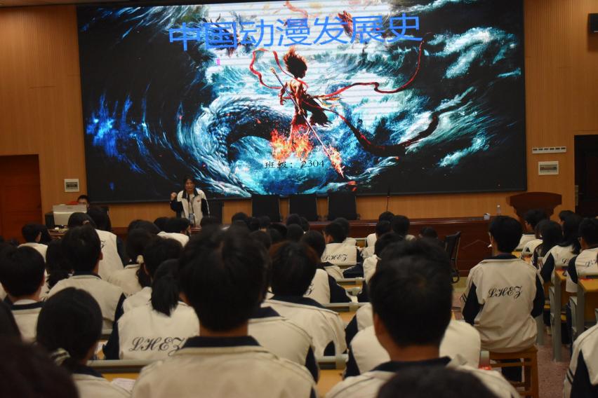 隆回二中舉行研究性學(xué)習(xí)初賽課題多樣貼近學(xué)生實際