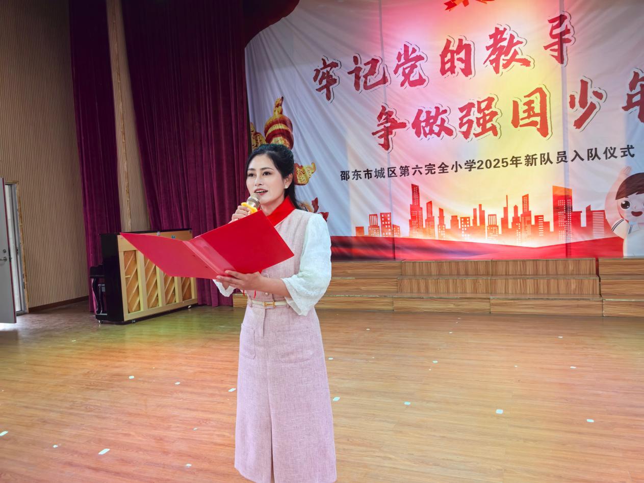 童心向黨慶六一 領巾飄揚筑未來